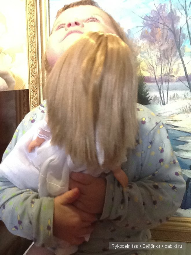 Белокурая красавица на расхват (фото 10)