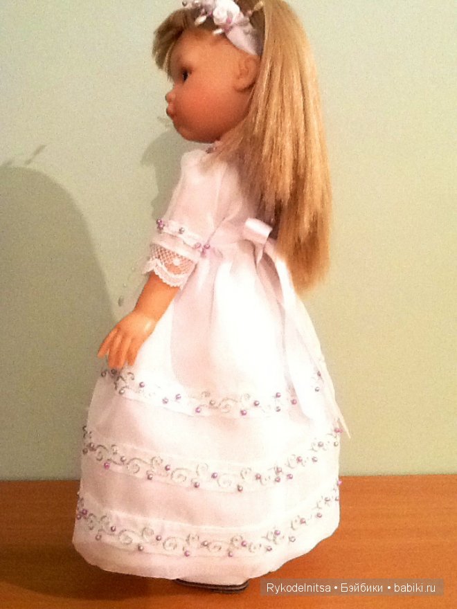 Белые розы в клюкве — Одежда и обувь для кукол своими руками: фото (фото 7)