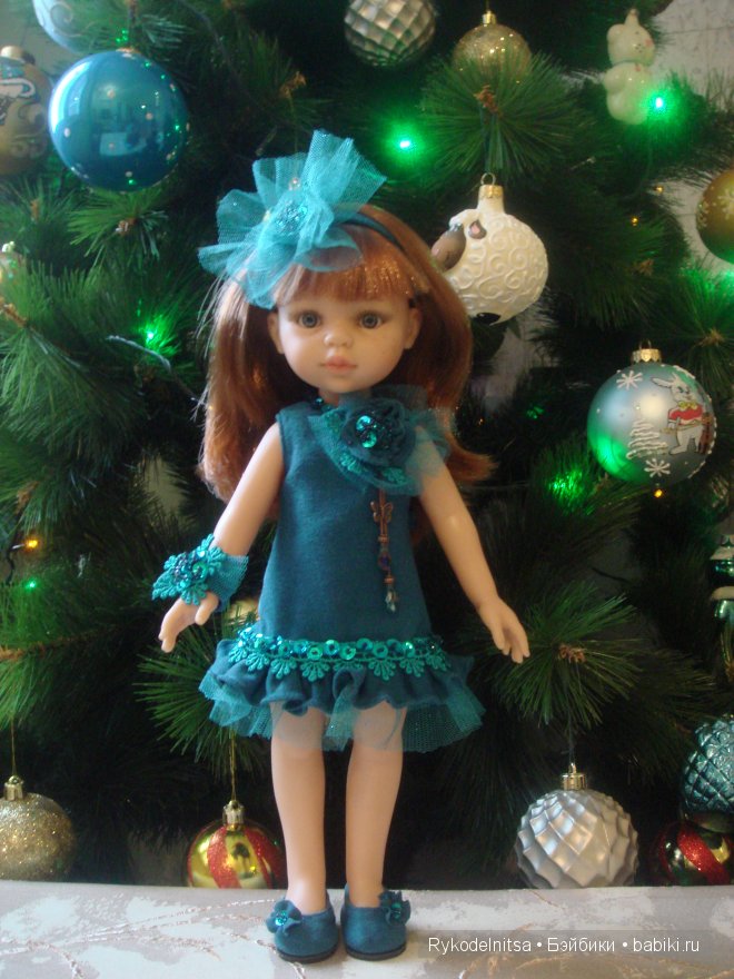 Паолочка у новогодней елочки (фото 3)