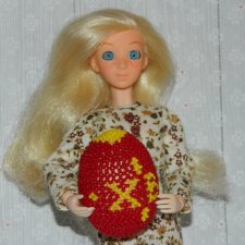 Хейли поздравляет с Пасхой