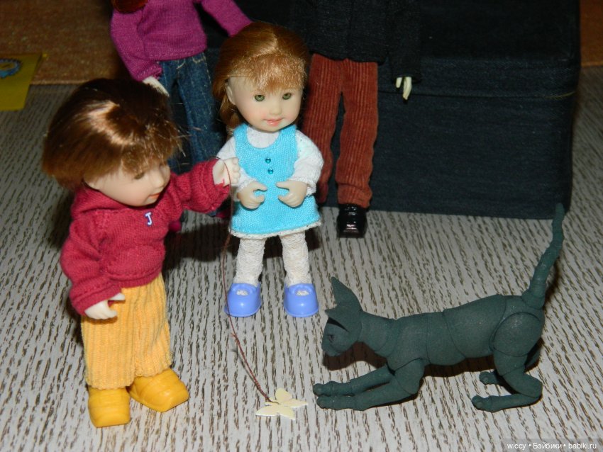 Моя коллекция котиков — Коллекции игровых кукол (Playline): фото полок