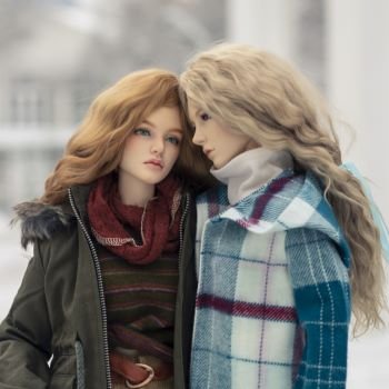 Зимняя прогулка Оли и Ариши