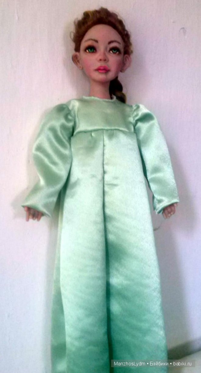 Авторская куколка в зелёной гамме (фото 6)