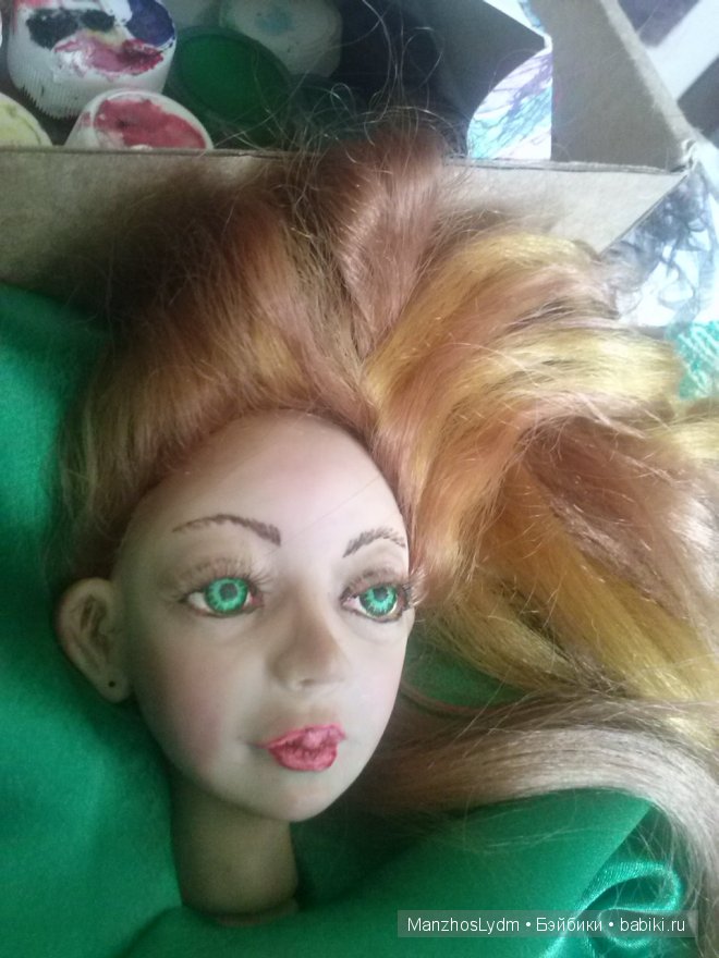 Авторская куколка в зелёной гамме (фото 2)