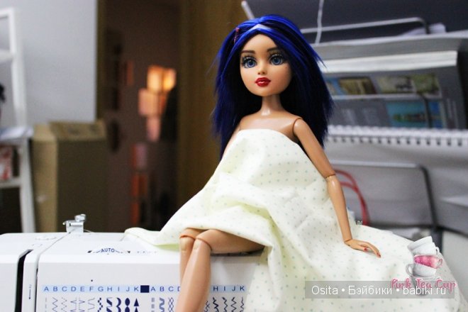 Платье для Мокси Тинз