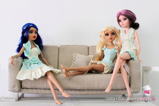 Три девицы под окном... Или обновки для всей компании Мокси. Одежда для Moxie Teenz (фото 9)