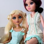 Три девицы под окном... Или обновки для всей компании Мокси. Одежда для Moxie Teenz