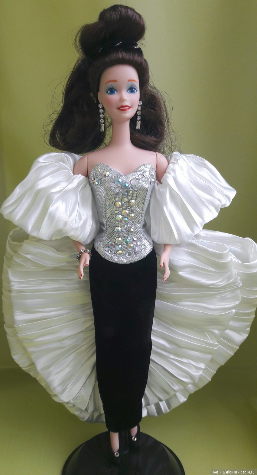 Barbie. Да, они действительно фарфоровые. Часть 2 | Бэйбики Barbie. Да, они действительно фарфоровые. Часть 2 (фото 5)