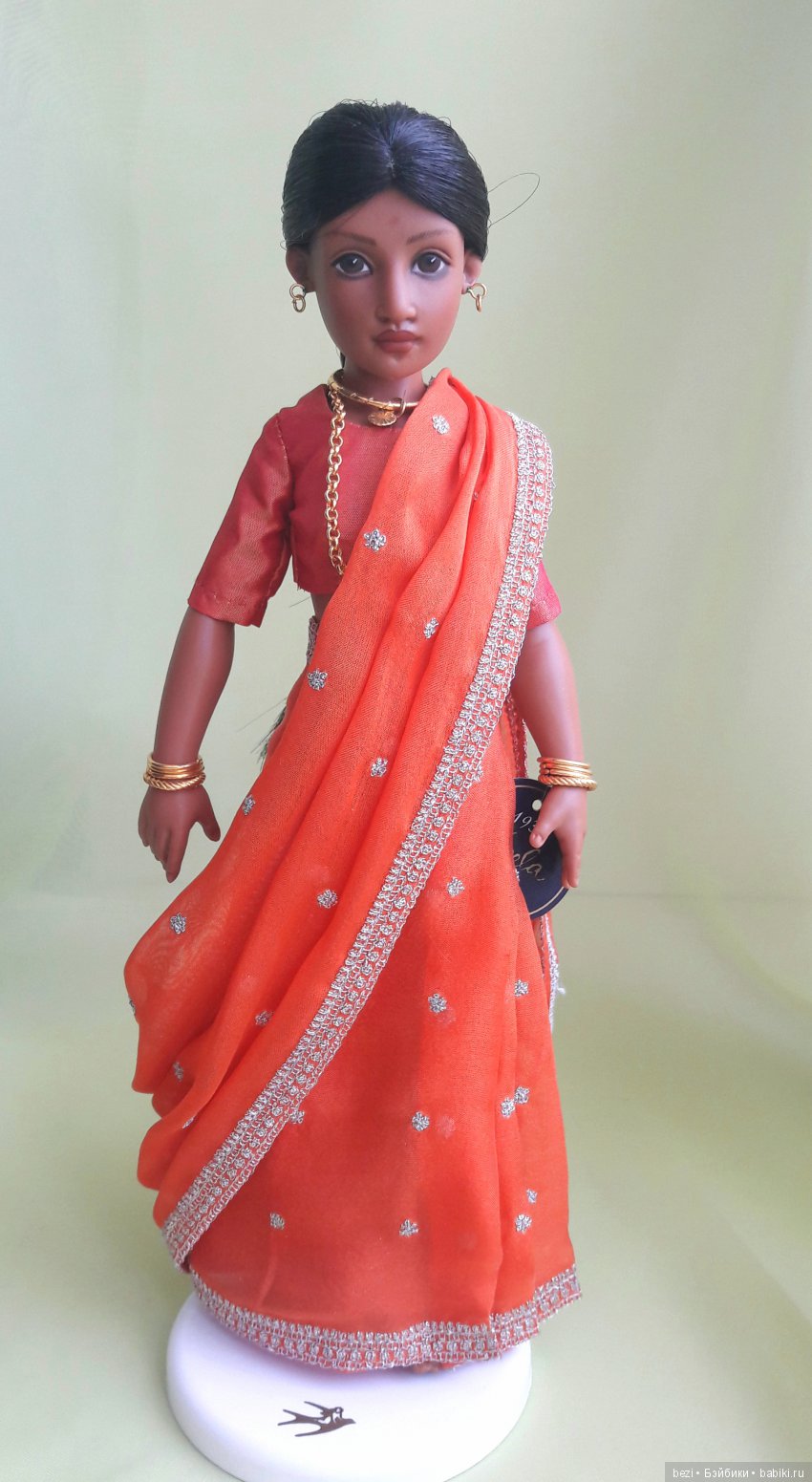 Helen Kish. Девочки из разных стран