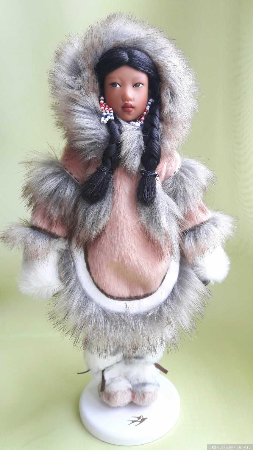 Helen Kish. Девочки из разных стран