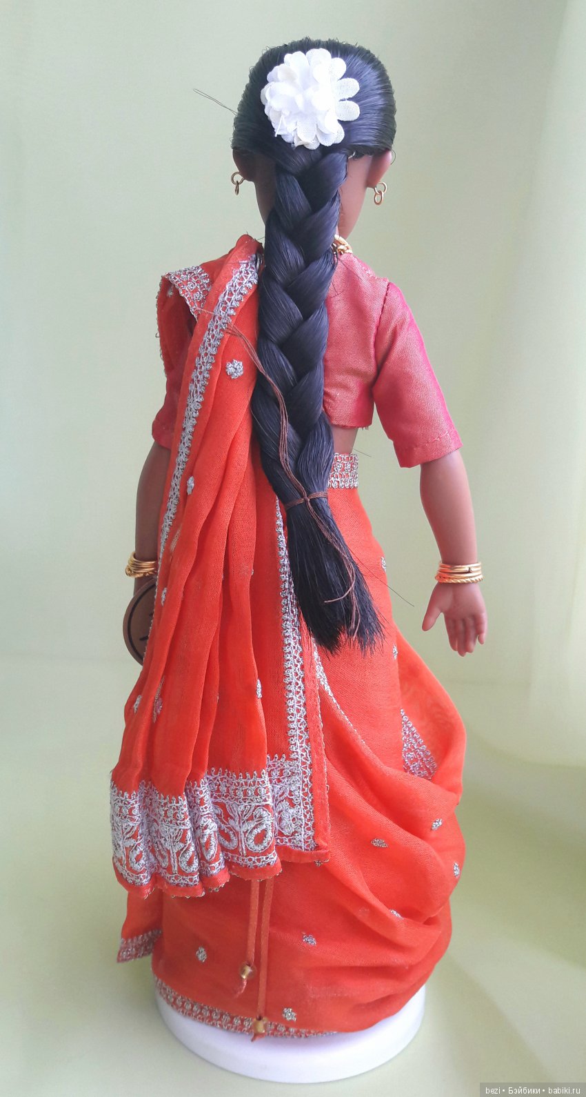 Helen Kish. Девочки из разных стран