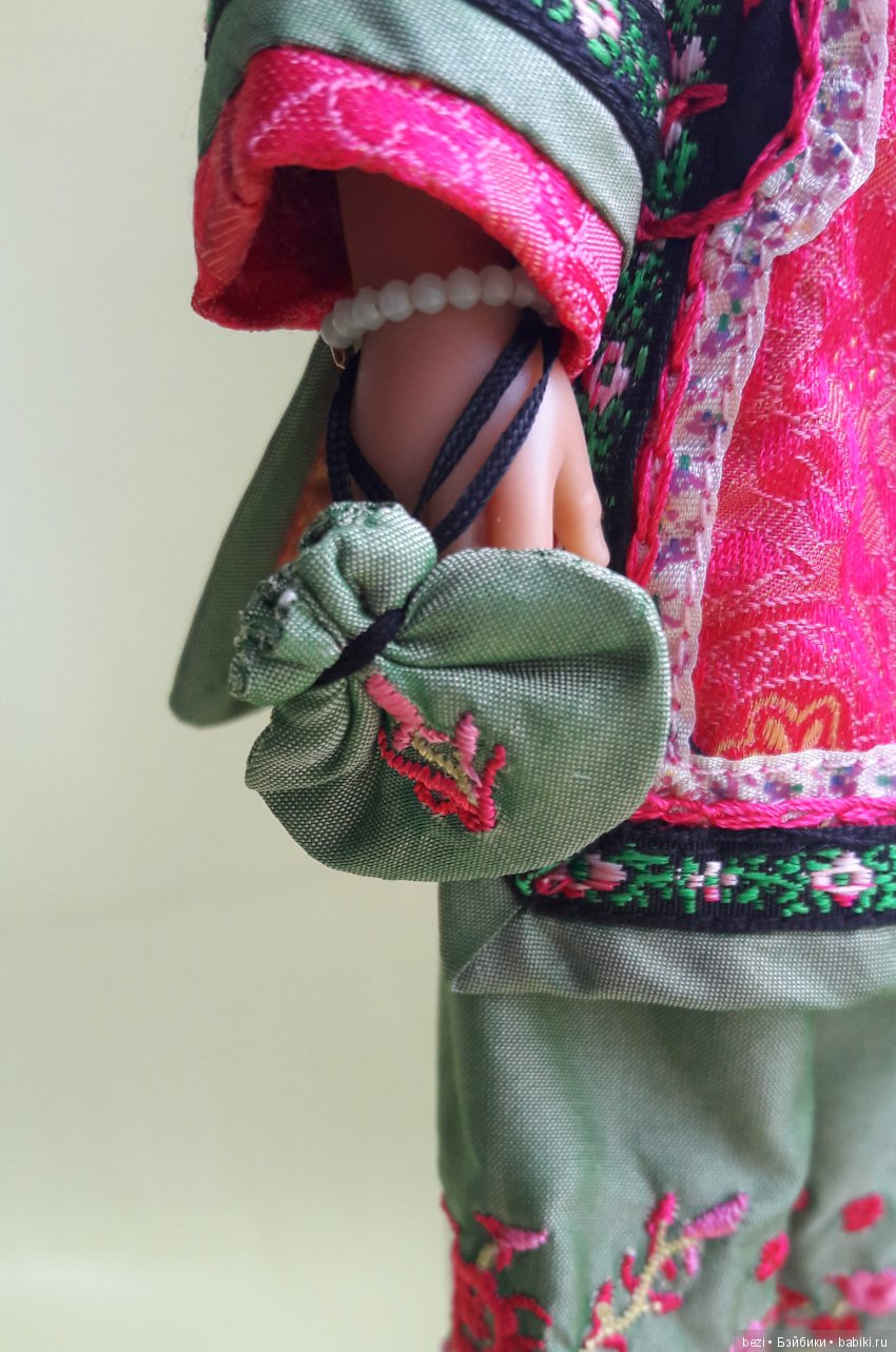 Helen Kish. Девочки из разных стран