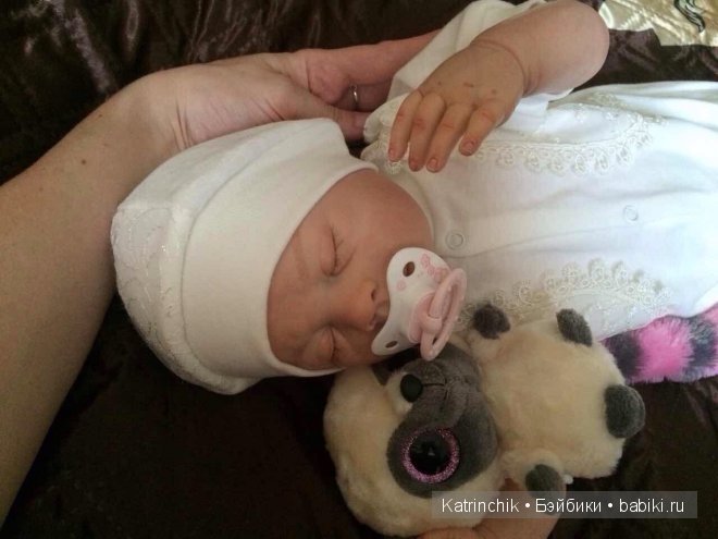 Малышка реборн Варенька из молда Lovelyn asleep (фото 10)