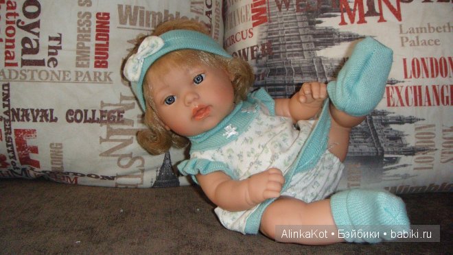 Мои новогодние подарочки! Испаночка Ланочка - куколка Arias (фото 4)