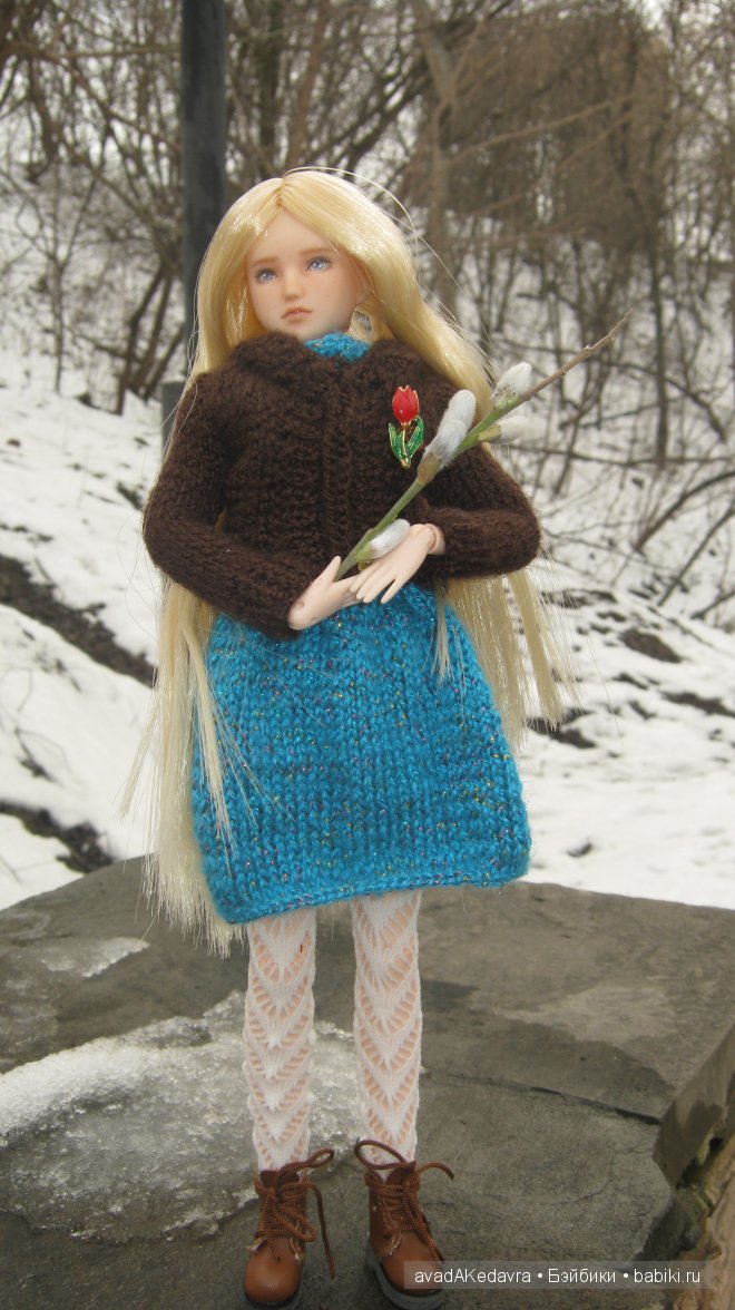 Весенние прогулки Китнисс, Пита и Прим (коллекционные куклы Barbie и кукла Obitsu) (фото 3)