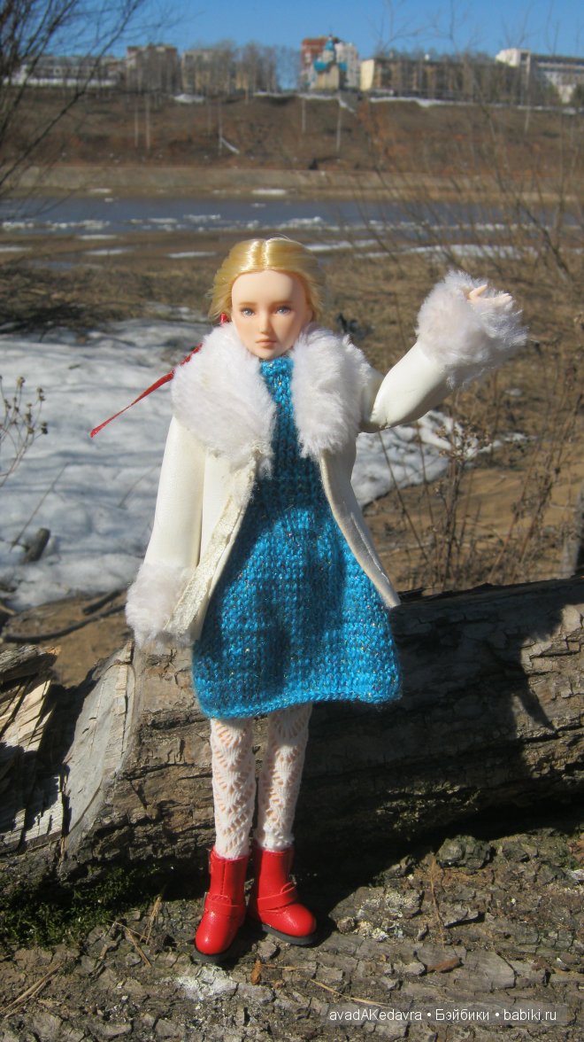 Весенние прогулки Китнисс, Пита и Прим (коллекционные куклы Barbie и кукла Obitsu) (фото 7)