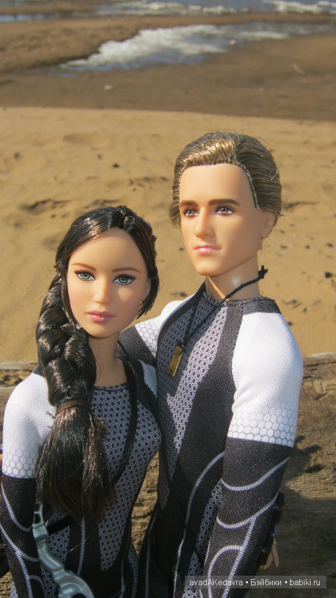 Весенние прогулки Китнисс, Пита и Прим (коллекционные куклы Barbie и кукла Obitsu)