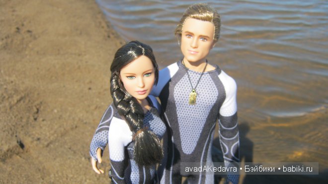 Весенние прогулки Китнисс, Пита и Прим (коллекционные куклы Barbie и кукла Obitsu)