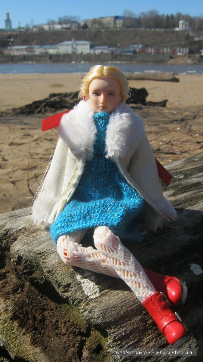 Весенние прогулки Китнисс, Пита и Прим (коллекционные куклы Barbie и кукла Obitsu) (фото 6)