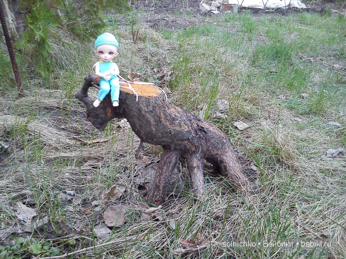 А к нам на дачу забежал носорог :-) | Бэйбики А к нам на дачу забежал носорог :-)