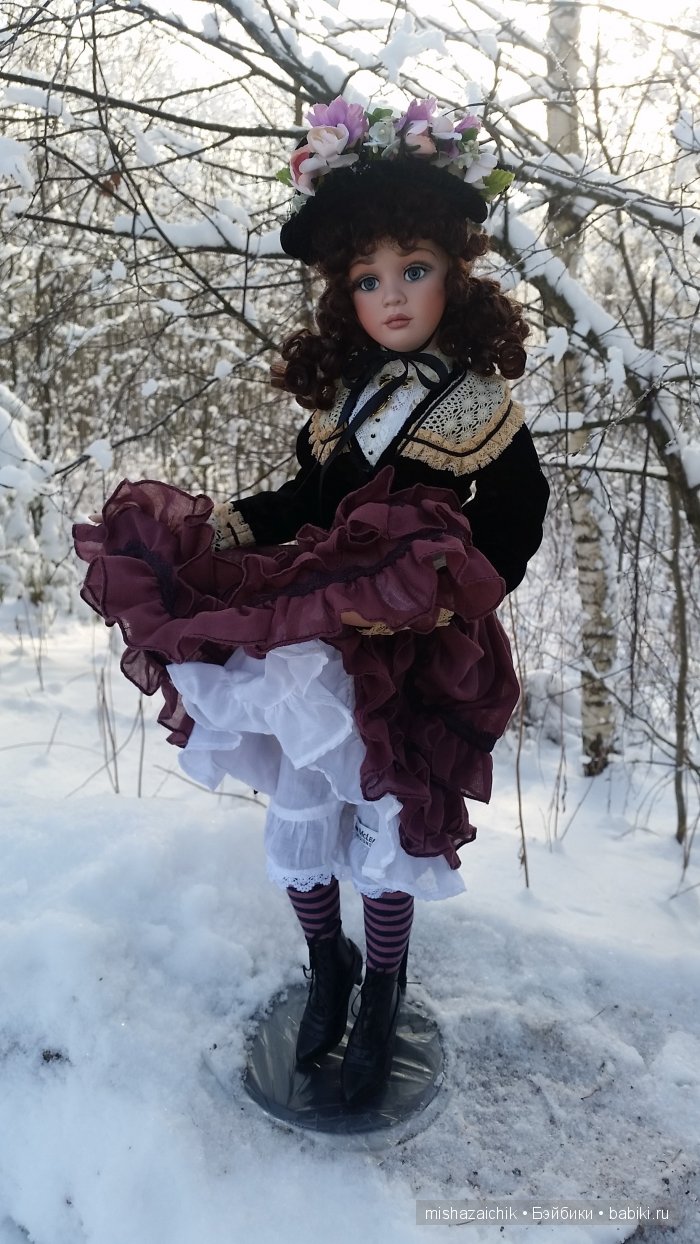 Зимняя фотосессия на фоне белого снега моих красавиц, кан-кан в лесу (фото 7)