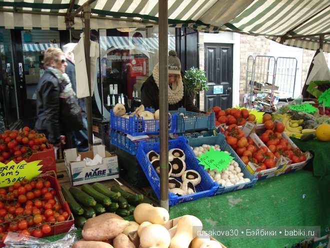 Две куклы из маленького английского городка Стамфорд