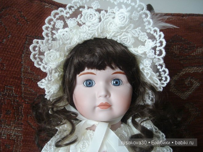 Две куклы из маленького английского городка Стамфорд