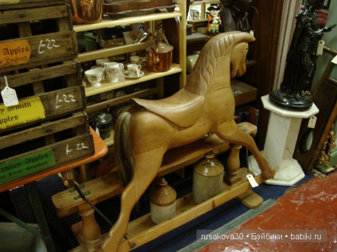 Две куклы из маленького английского городка Стамфорд