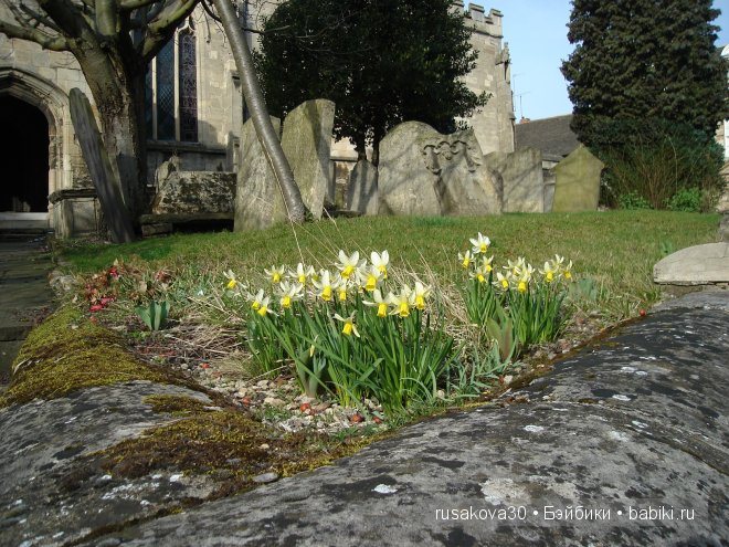 Две куклы из маленького английского городка Стамфорд