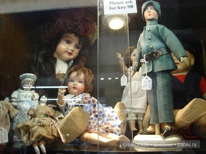 Две куклы из маленького английского городка Стамфорд