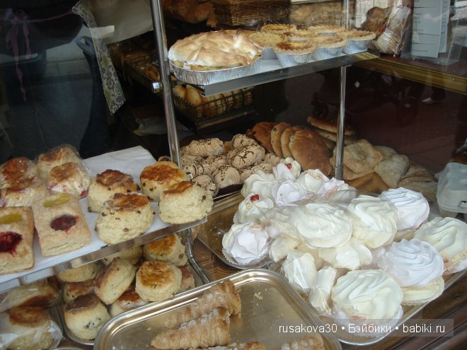 Две куклы из маленького английского городка Стамфорд