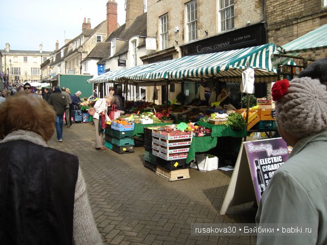 Две куклы из маленького английского городка Стамфорд