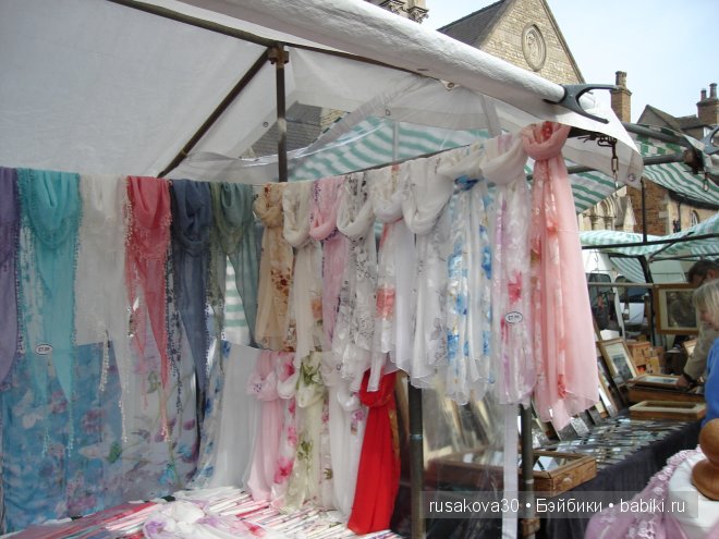 Две куклы из маленького английского городка Стамфорд