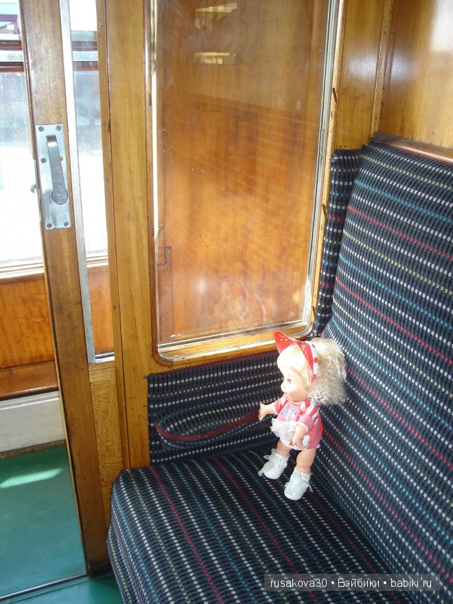 Осторожно, двери закрываются. Следущая станция - маковое поле