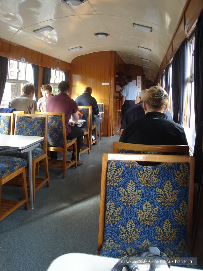 Осторожно, двери закрываются. Следущая станция - маковое поле