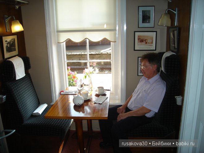 Путешествие по маленькому английскому городку Wymondham с куколкой Holly Hobbie