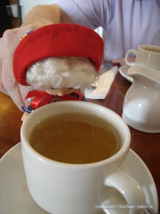 Путешествие по маленькому английскому городку Wymondham с куколкой Holly Hobbie