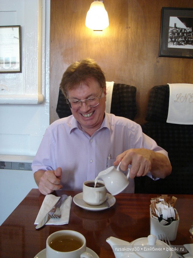 Путешествие по маленькому английскому городку Wymondham с куколкой Holly Hobbie