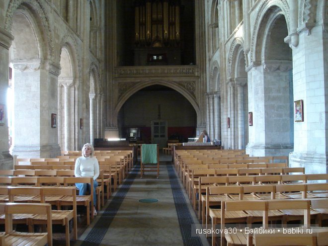 Путешествие по маленькому английскому городку Wymondham с куколкой Holly Hobbie