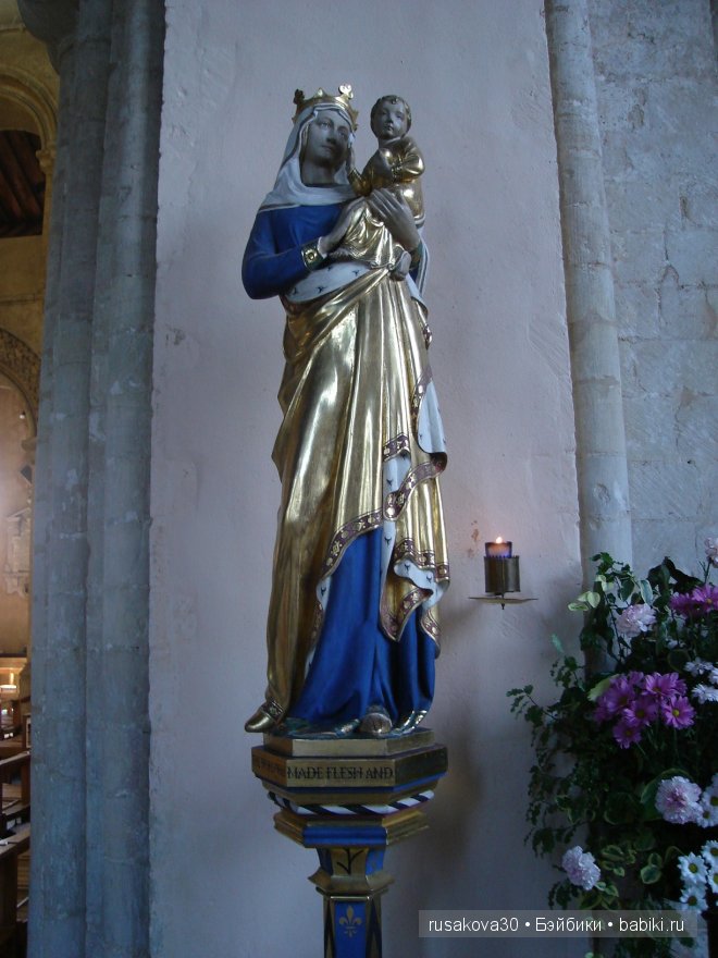 Путешествие по маленькому английскому городку Wymondham с куколкой Holly Hobbie