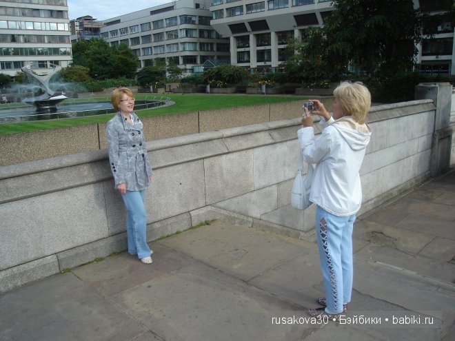 Лондон ,антикварный магазин