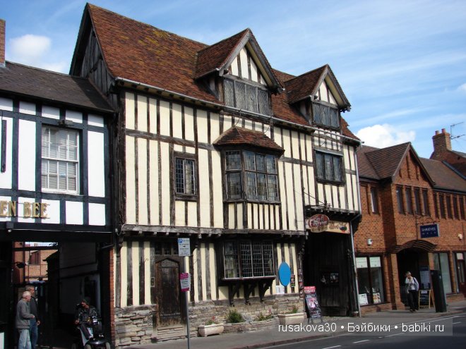 Стрэтфорд-на-Эйвоне — город Шекспира