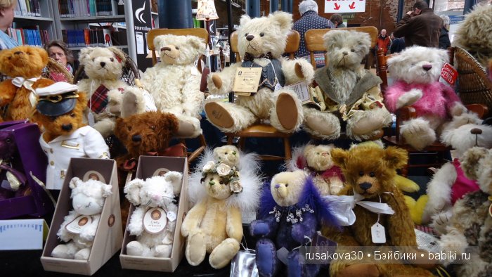 Антикварный базар в городе Дерби (Derby)