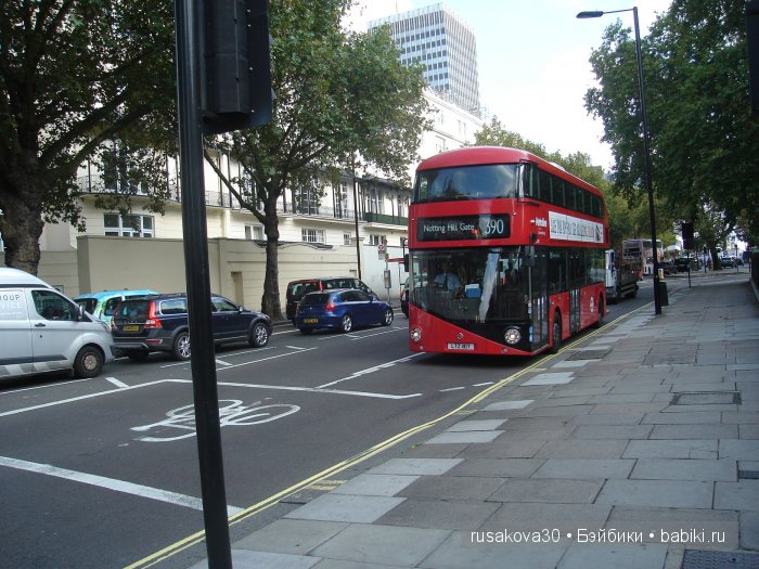 Лондон ,антикварный магазин