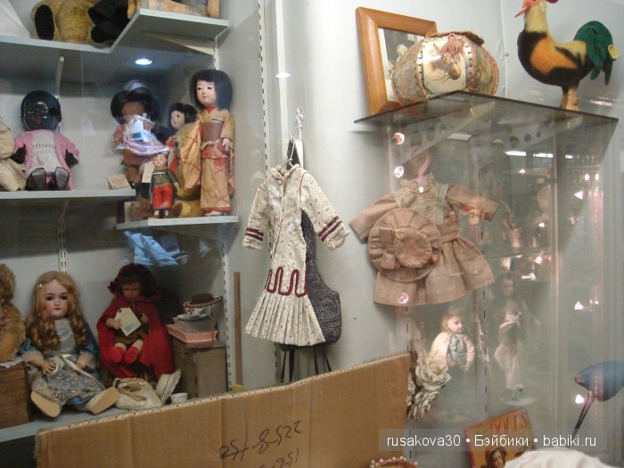 Лондон ,антикварный магазин