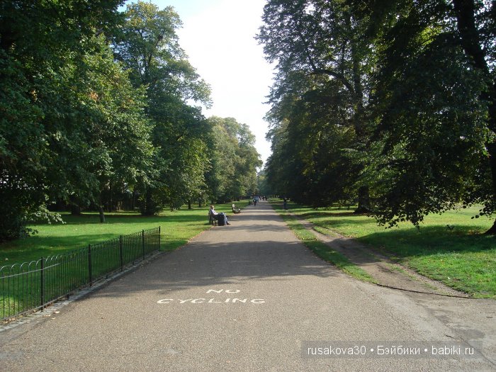 Лондон ,антикварный магазин