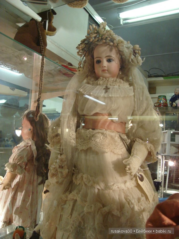 Лондон ,антикварный магазин