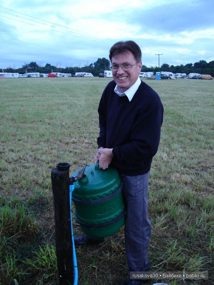 Выставка старинных машин в деревне Weeting (фото 10)