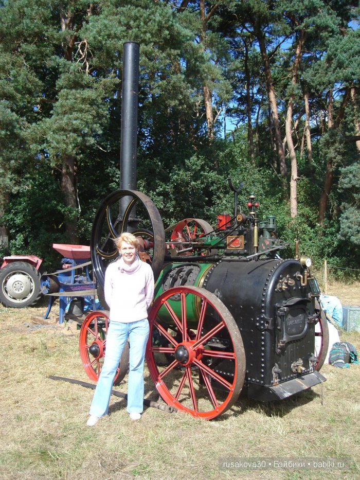 Выставка старинных машин в деревне Weeting