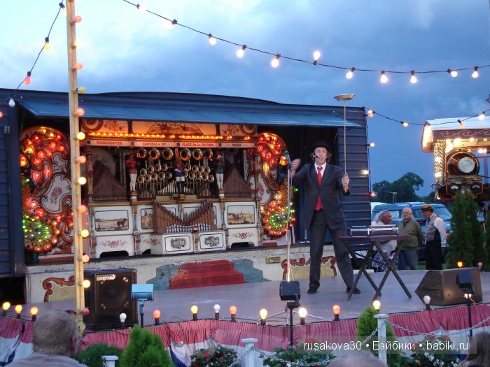 Выставка старинных машин в деревне Weeting